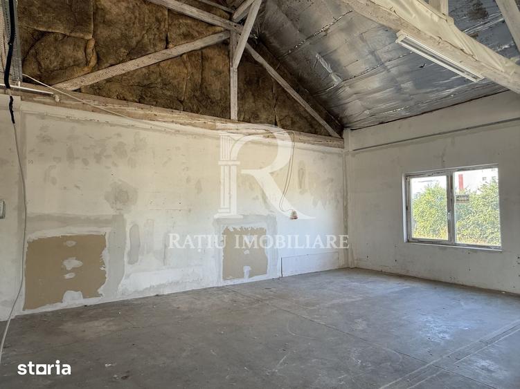 Spațiu comercial, de 700 mp, în Iosia