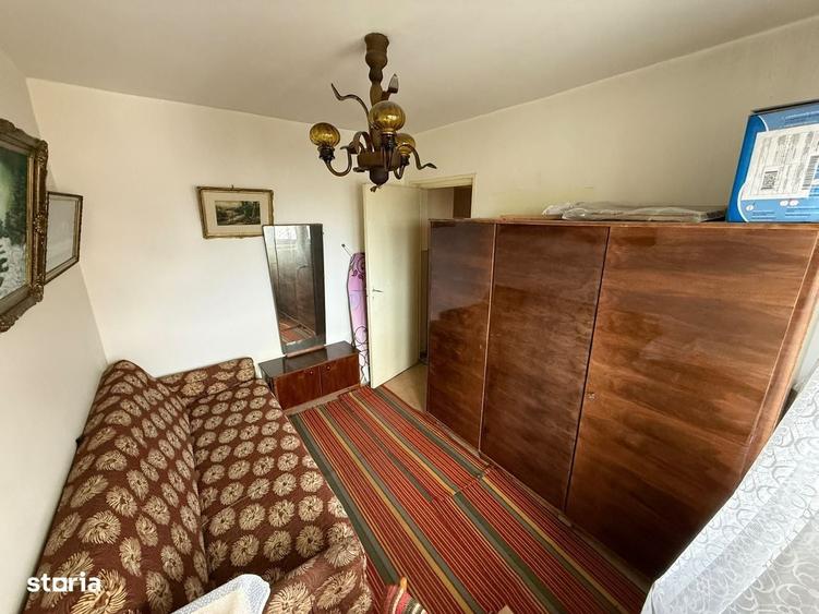 Apartament cu 3 camere decomandat în Eminescu
