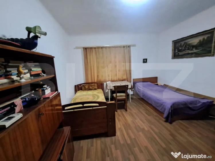 Casă cu 2 camere cu Teren 300 Mp în Central