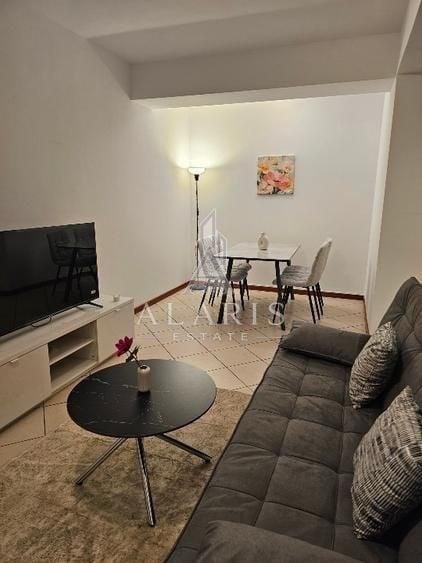 Apartament cu 2 camere decomandat, mobilat în Torontalului