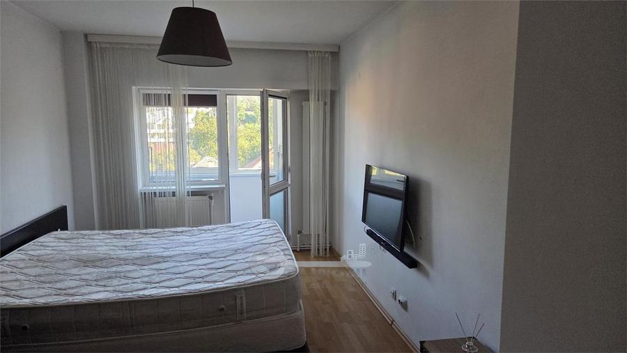 Apartament cu 2 camere decomandat în Gară