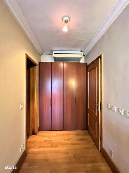Apartament cu 3 camere decomandat în Aviatorilor