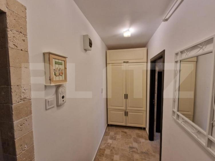 Apartament cu o camera, 40 mp, decomandat, zona OM - 4