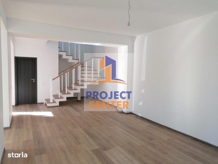 Casă cu 4 camere în Rogojina