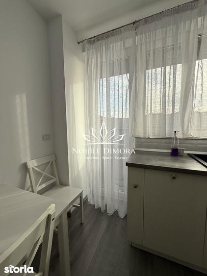 Apartament cu 3 camere, mobilat în Torontalului