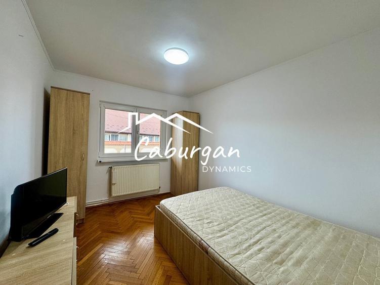 Apartament cu 3 camere semidecomandat, mobilat în Central