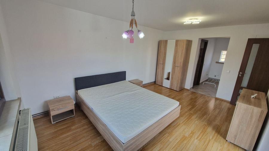 Duplex cu 2 camere cu Canalizare în Tractorul