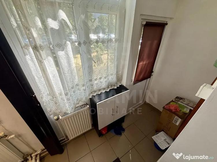 Garsonieră decomandată în Brazda lui Novac