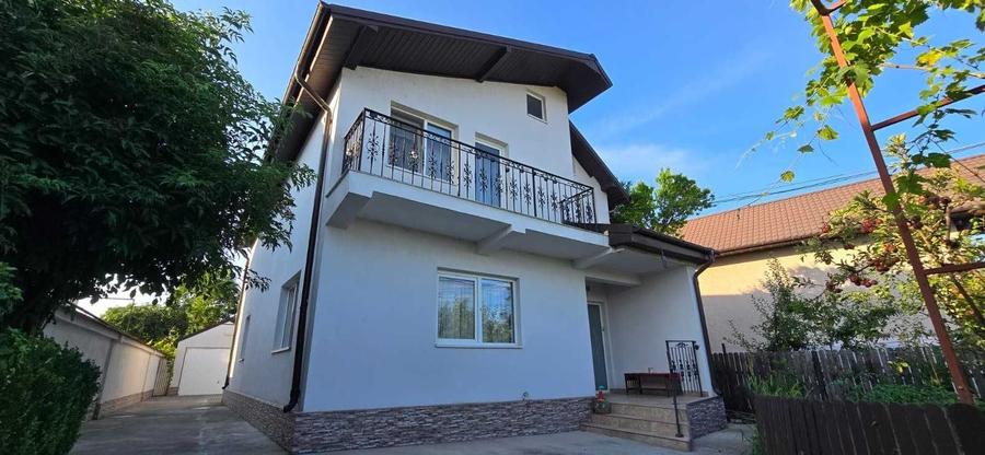 Casă cu 3 camere în Cumpăna