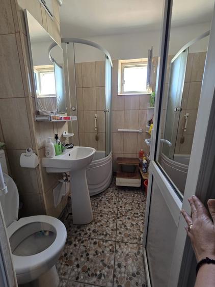 Apartament cu 3 camere în Neptun