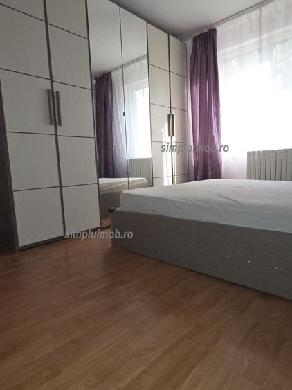Apartament cu 3 camere semidecomandat, mobilat în Olteniței