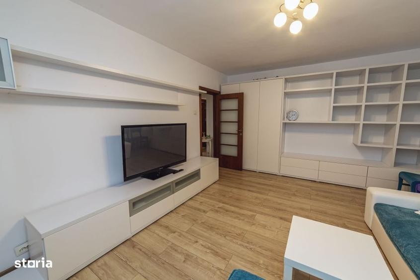 Apartament cu 3 camere decomandat, mobilat în 13 Septembrie
