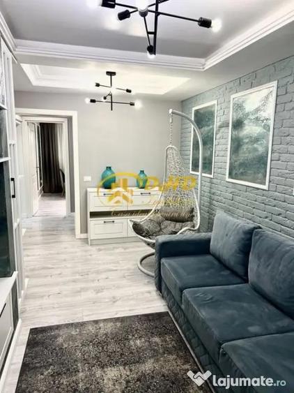 Apartament cu 4 camere semidecomandat în Nicolina