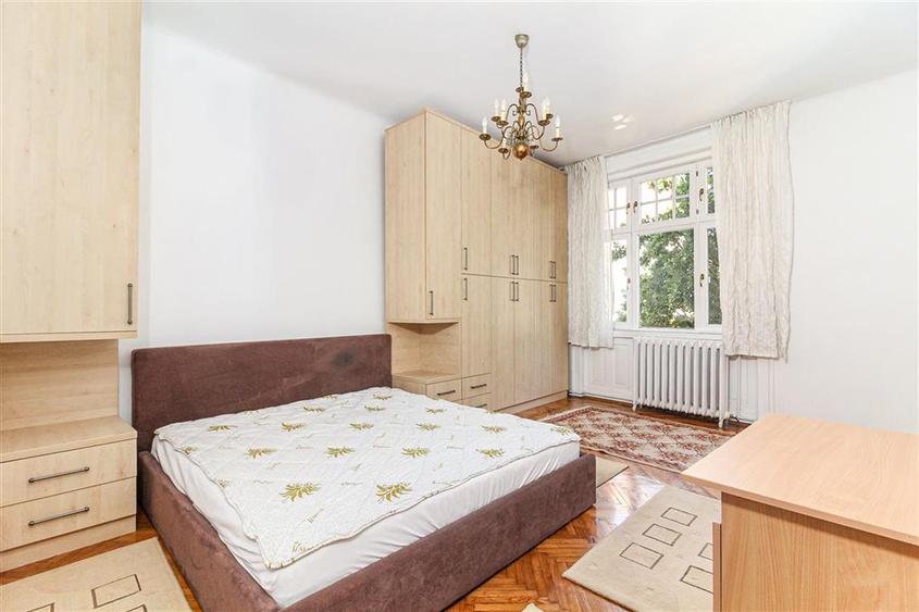 Locuieste in Centrul Vechi: Apartament 87mp, Piata Muzeului - 4