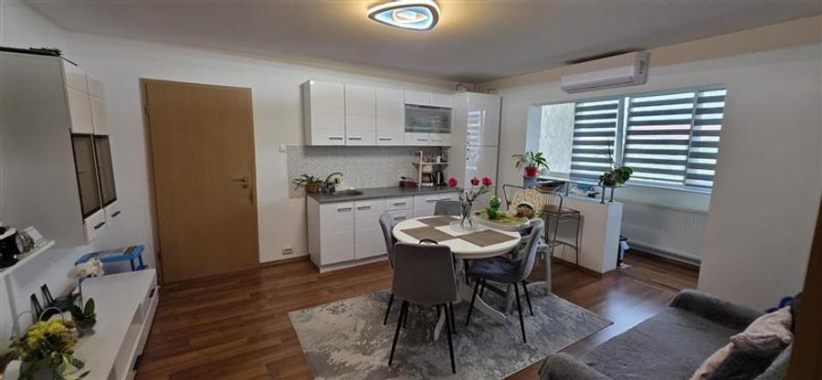 Apartament cu 2 camere decomandat, mobilat în Șagului