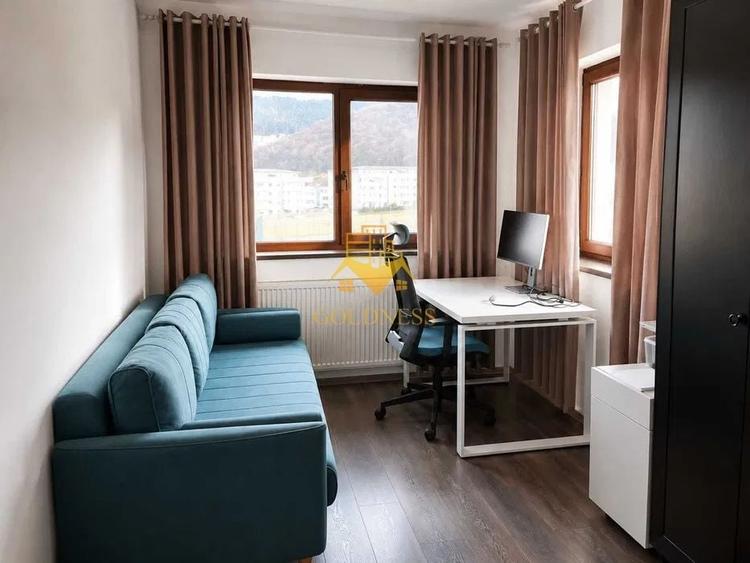 Apartament cu 3 camere semidecomandat, mobilat în Florești