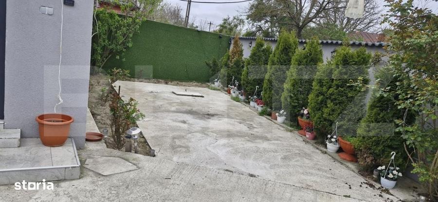 Casă cu 3 camere în Băltița