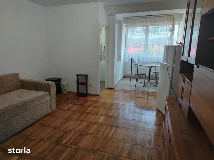Garsonieră în Traian