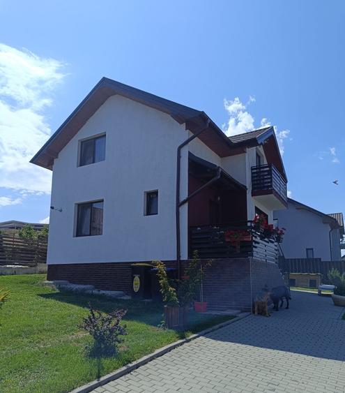 Casă cu 4 camere în Central