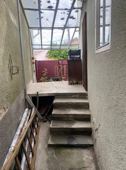 Casă individuală cu 4 camere cu Canalizare în Piața Cluj