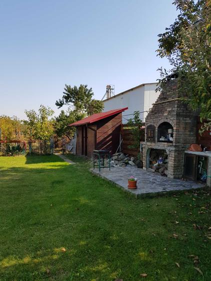 Casă cu 4 camere în Central