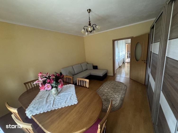 Casă cu 3 camere cu Teren 1483 Mp în Moftin