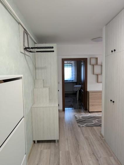 Apartament cu 2 camere decomandat, mobilat în Bucium