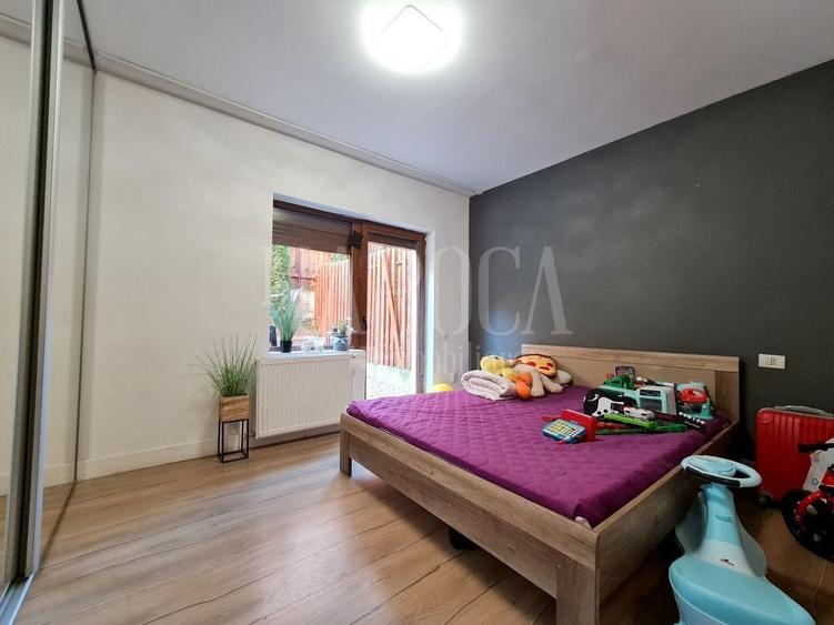 Duplex cu 7 camere cu Canalizare în Mănăștur