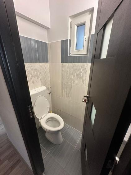Apartament cu 3 camere decomandat în Dosu Bricii