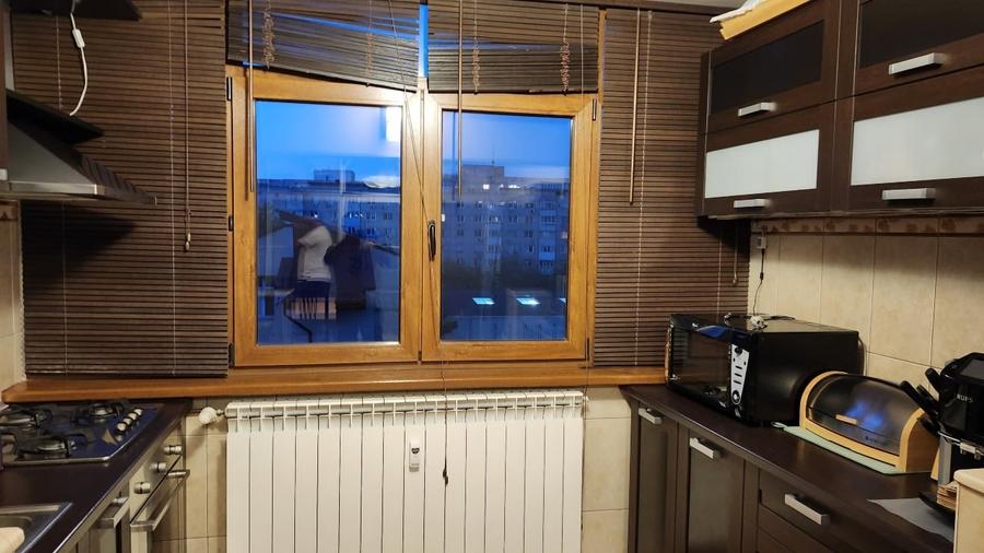 Apartament cu 3 camere decomandat, mobilat în Drumul Taberei