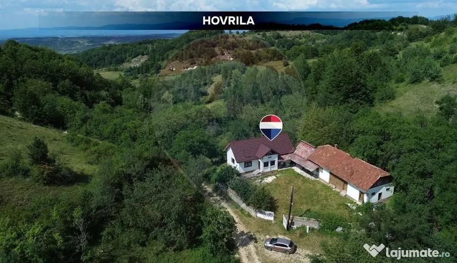 Casă cu 2 camere cu Teren 2628 Mp în Hovrila