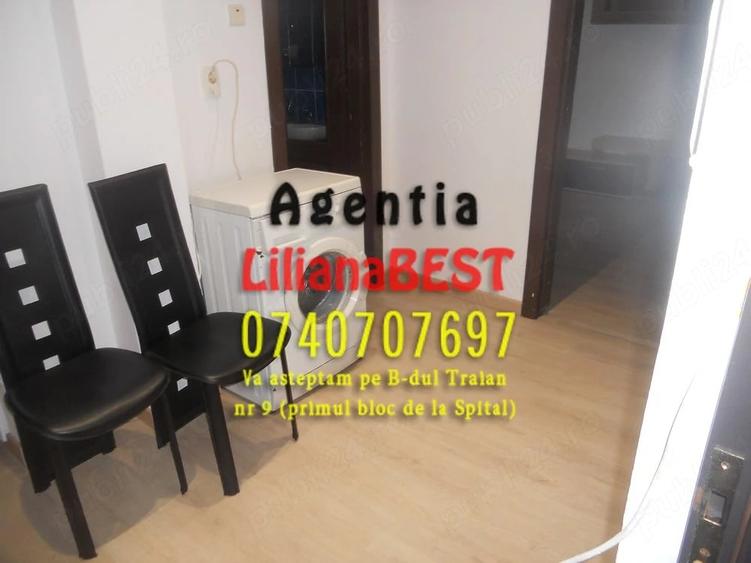 Garsonieră decomandată în Central