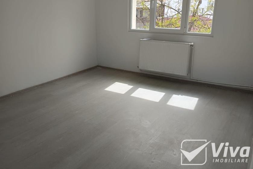Apartament cu 2 camere decomandat în Nicolina