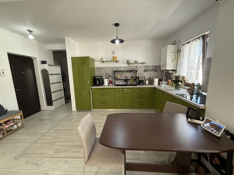 Apartament cu 2 camere decomandat, mobilat în Calea Urseni