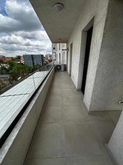 Apartament cu 4 camere semidecomandat în Unirii