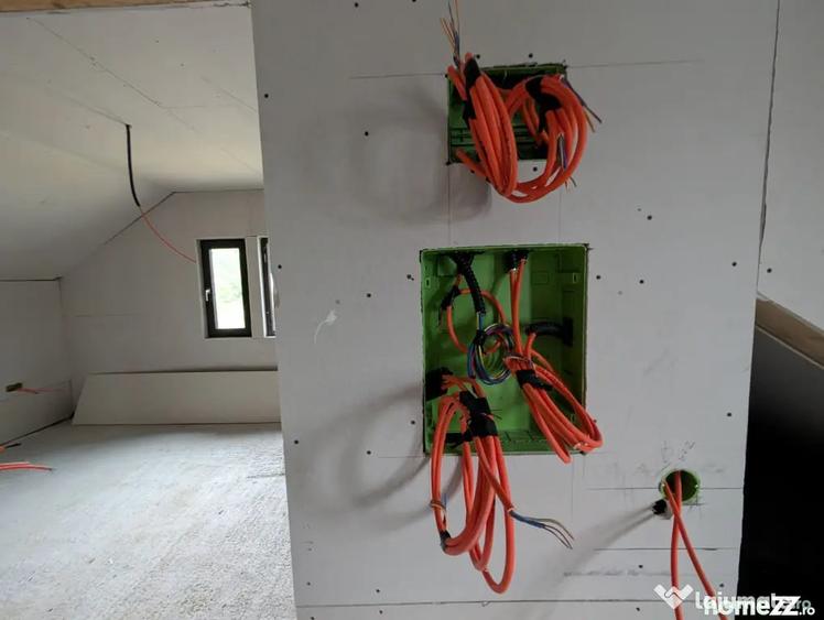 Casă cu 3 camere cu Teren 315 Mp în Central
