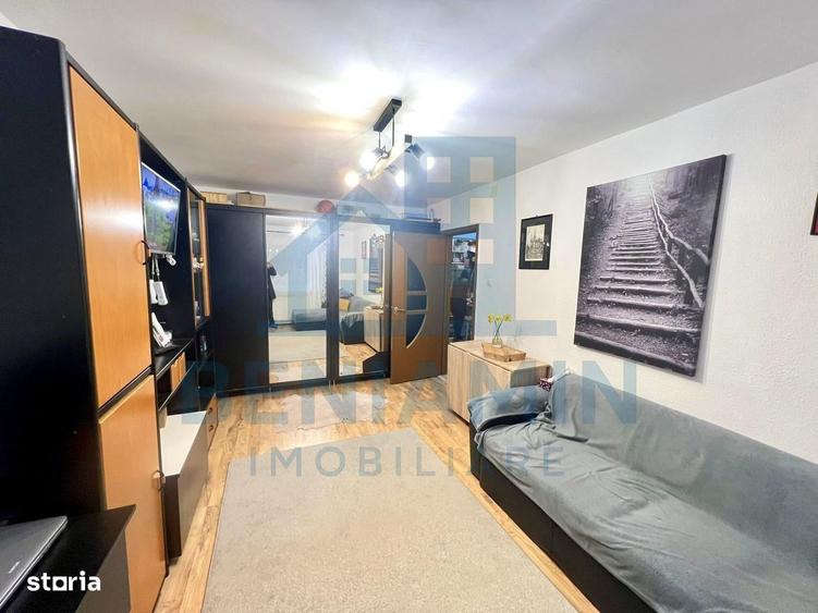 Apartament cu 3 camere decomandat în Scriitorilor