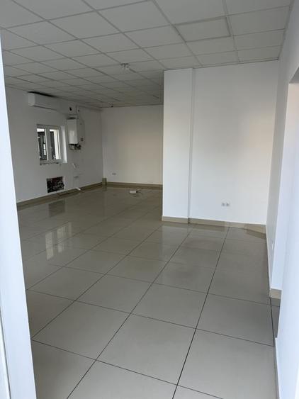 Spațiu comercial, de 54 mp, în Exterior Vest