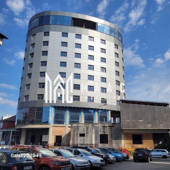 Spațiu comercial, de 8,800 mp, în Central