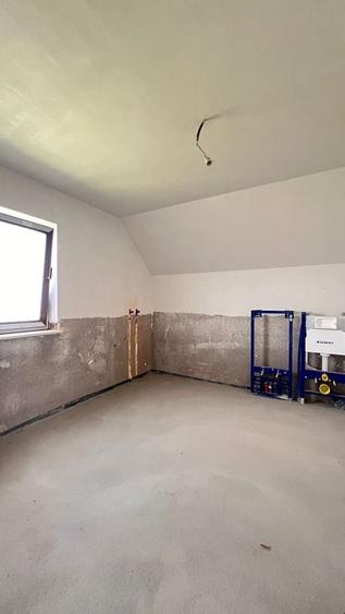 Casă cu 3 camere în Central