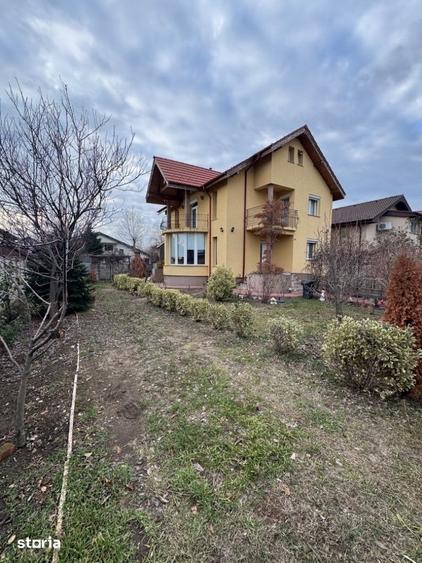 Casă cu 4 camere cu Teren 540 Mp în Calea București