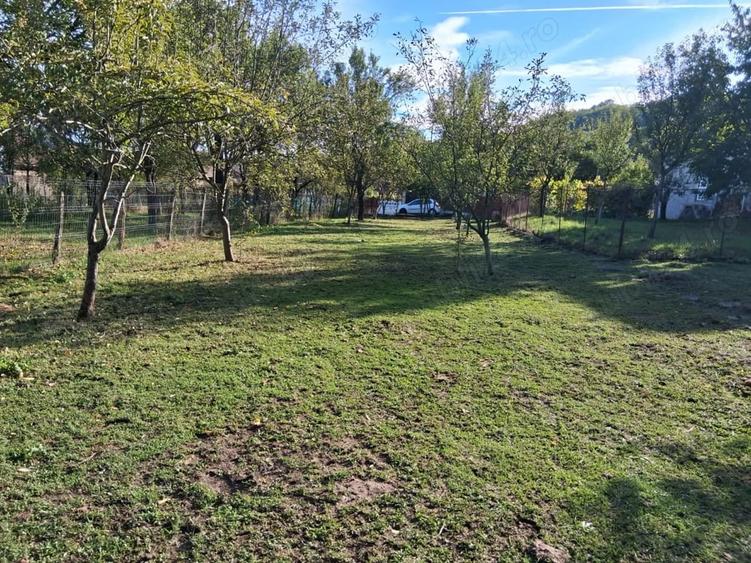 Teren de 1071 mp, în Central