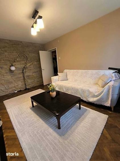 Apartament cu 4 camere în Central