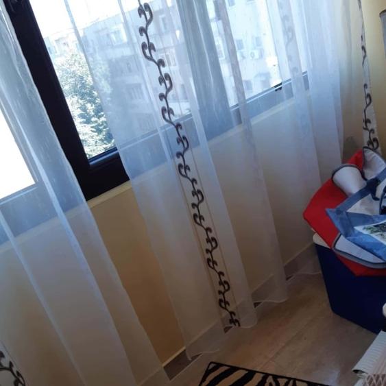 Apartament cu 2 camere decomandat, mobilat în Nord-Est