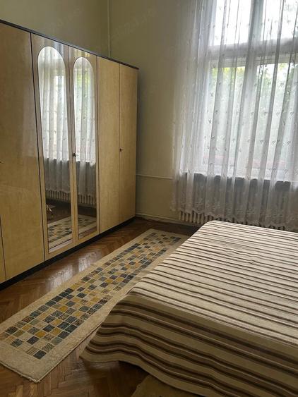 Casă cu Teren 980 Mp în Central