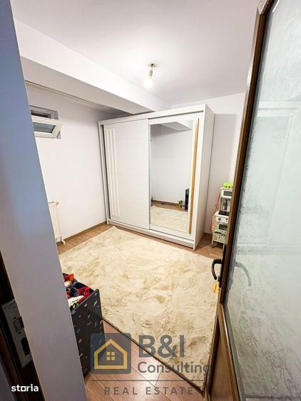 Apartament cu 3 camere semidecomandat în Bârnova