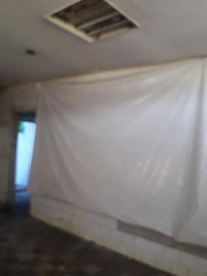 Casă cu 2 camere cu Teren 16 Mp în Basarabia