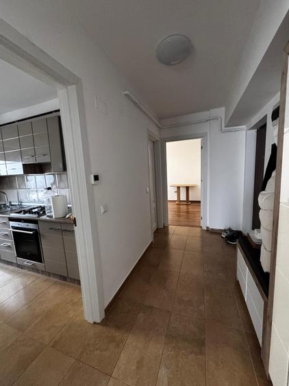Apartament cu 2 camere decomandat, mobilat în Cug
