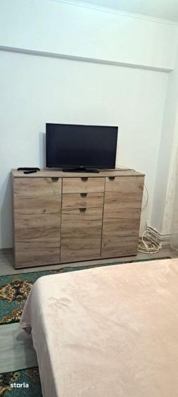 Apartament cu 2 camere decomandat, mobilat în Tomis III
