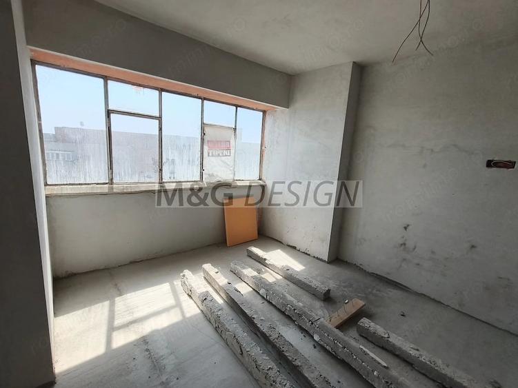 Apartament cu 4 camere decomandat în Dorobanților